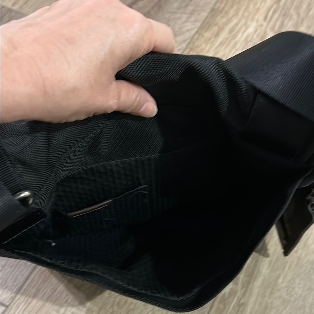 TUMI Alpha Bravo Beale Black and Brown Crossbody Bag - Picture 14 of 16